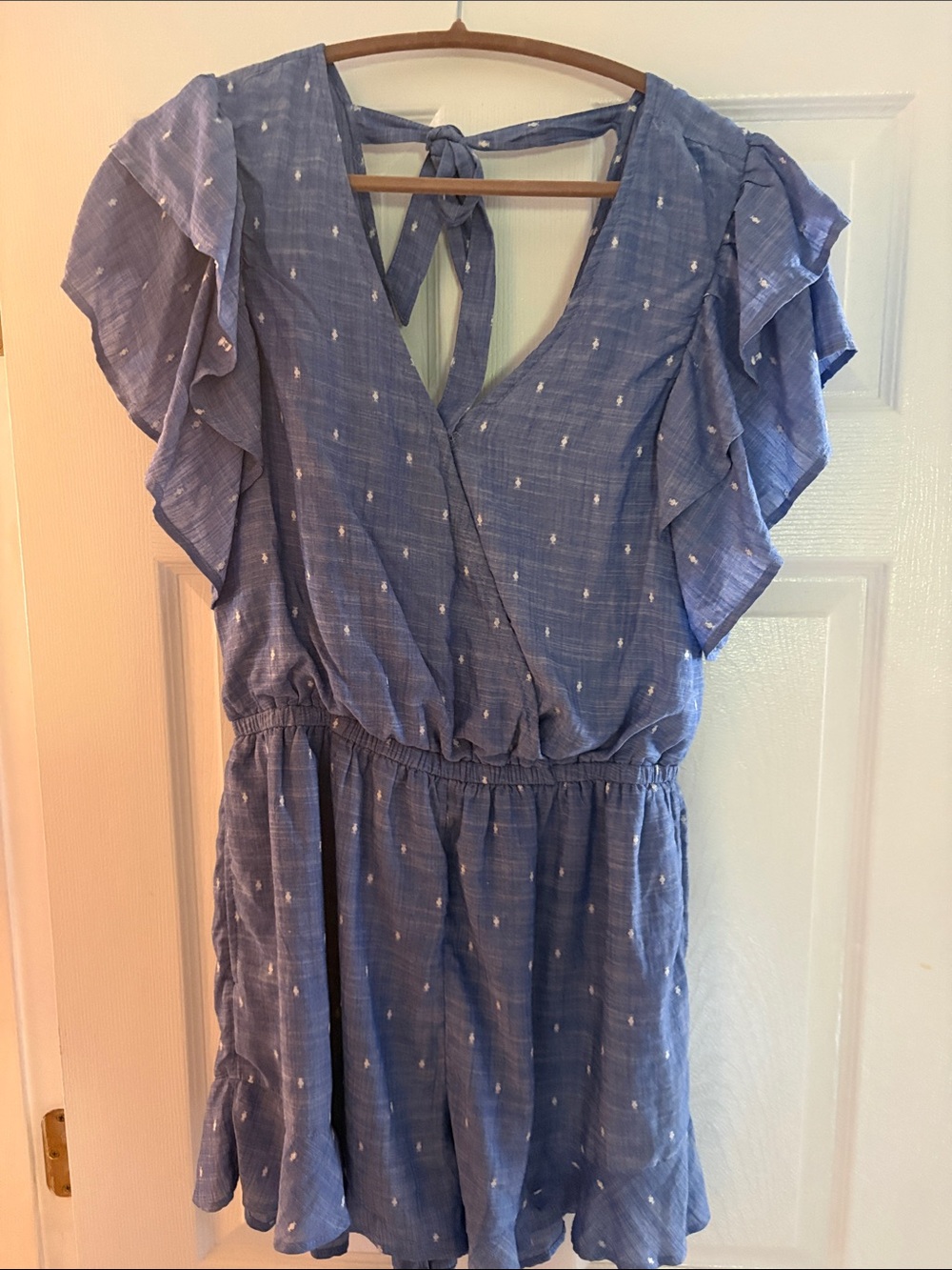 American Eagle Outfitters Light Blue Textured V‑Neck Romper with Ruffle Sleeves